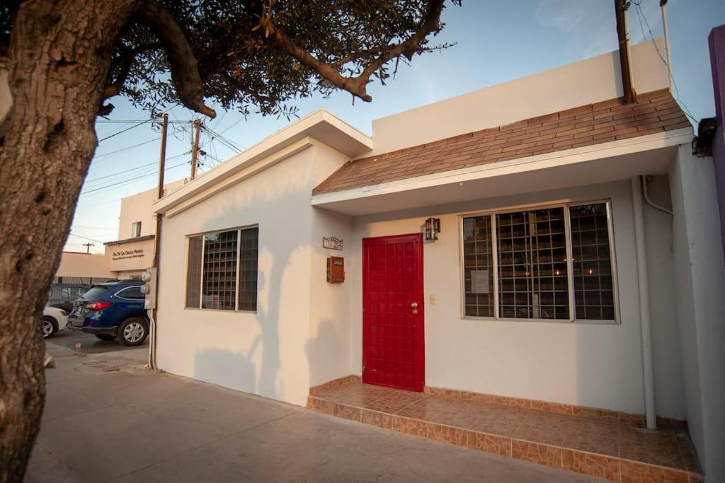 Clean&Equipped, 1-Floor 3-Bedroom Downtown House Ensenada Luaran gambar