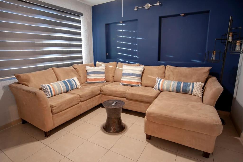 Clean&Equipped, 1-Floor 3-Bedroom Downtown House Ensenada Luaran gambar